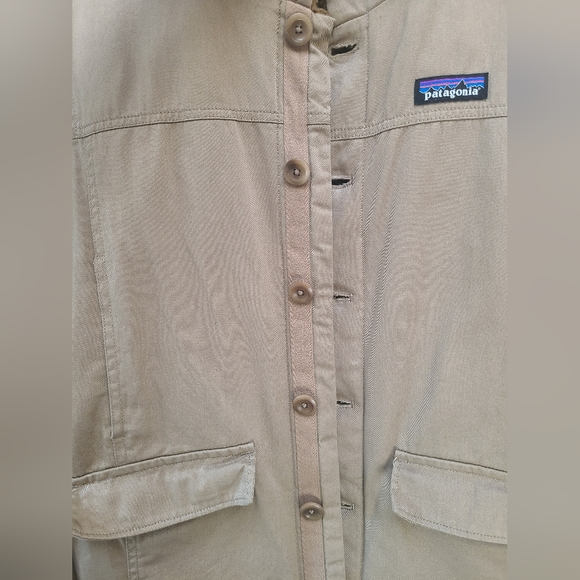Patagonia Men's Maple Grove Deck Jacket, in Mojave Khaki - Picture 5 of 6